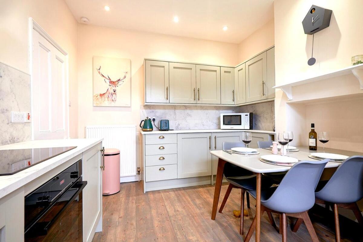 Stunning Ground Floor Apartment Near 사우스월드 외부 사진