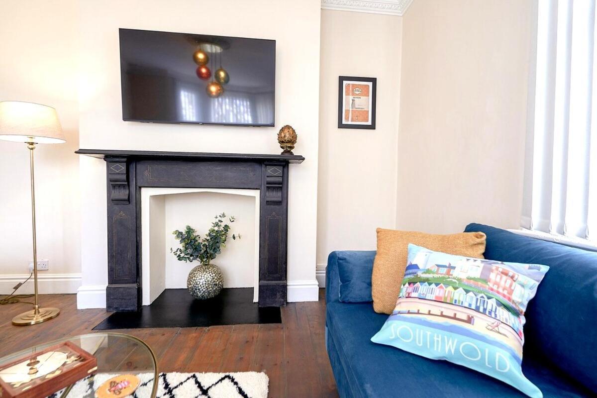 Stunning Ground Floor Apartment Near 사우스월드 외부 사진